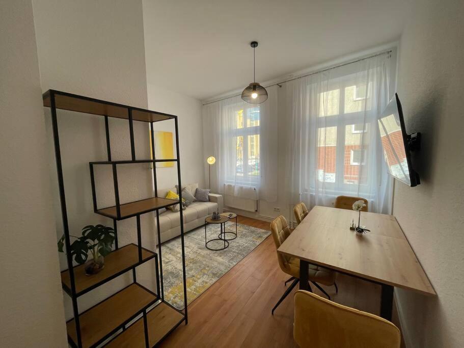 Lucky Stays Ls01 - Vollausstattung - Zentrum - Aufzug - Grosse Kueche - 2 Zimmer - Smart-Tv Magdeburg Eksteriør billede